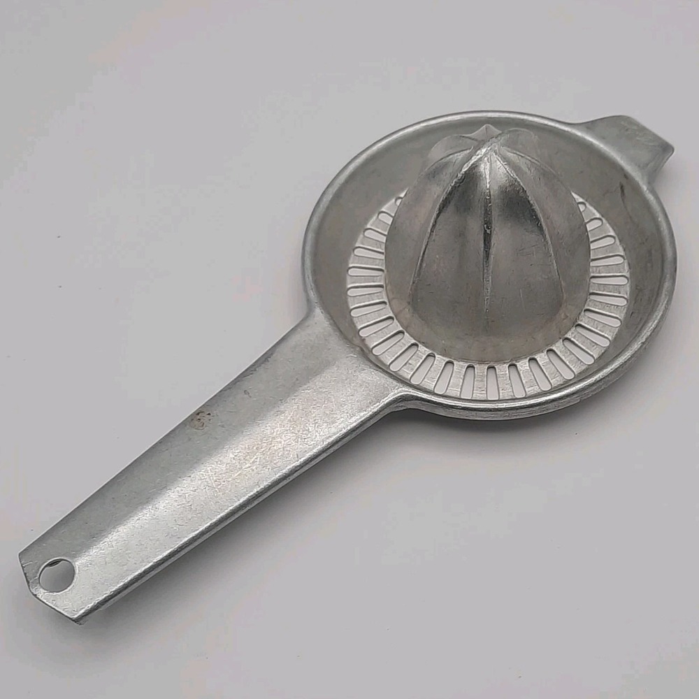 Vintage 1950s Foley Citrus Juicer Aluminum Hand Held Lemon Orange Juice Squeezer